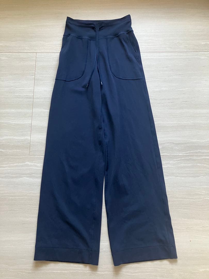 Throwback Still パンツAsia Fit XS（JP S）ネイビー Throwback Still パンツ *アジアフィット | パンツ | Lululemon JP